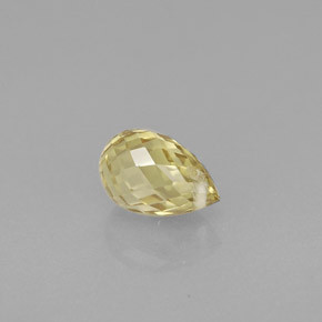 1.00カラットの天然イエローサファイア（6.4×4.2 mm・ブリオレット）