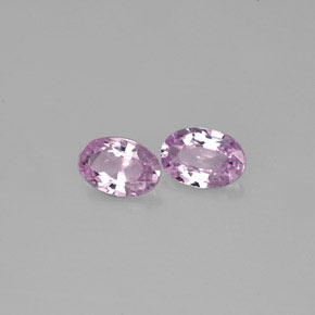 カラットの天然ライトバイオレットサファイア（5.9×4 mm・オーバルカット）