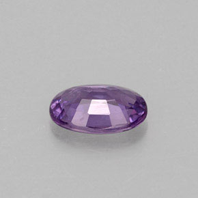 0.50カラットの天然バイオレットサファイア（6×4.2 mm・オーバルカット）