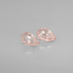 カラットの天然パパラチアサファイア（5.8×3.6 mm・ブリオレット）