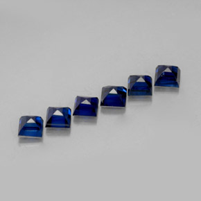 カラットの天然ディープブルーサファイア（3.1×3.1 mm・四角）