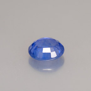 1.30カラットの天然コーンフラワーブルーサファイア（6.8×6.2 mm・オーバルカット）