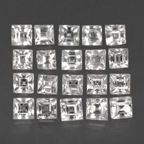 カラットの天然ホワイトサファイア（2.3×2.3 mm・四角）