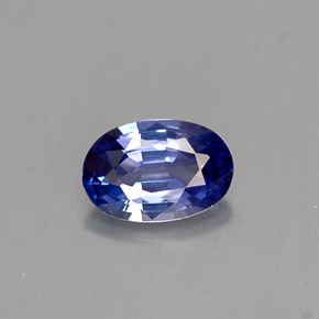 0.52カラットの天然青みがかったバイオレットサファイア（6×4 mm・オーバルカット）