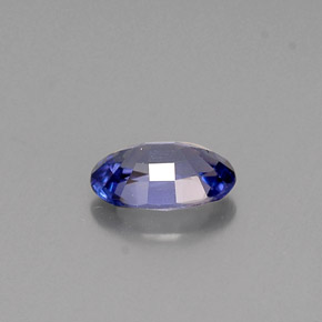 0.52カラットの天然青みがかったバイオレットサファイア（6×4 mm・オーバルカット）