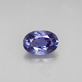 0.57カラットの天然バイオレットブルーサファイア（5.9×4.1 mm・オーバルカット）
