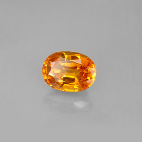 1.81カラットの天然マンダリンオレンジサファイア（8.1×6 mm・オーバルカット）