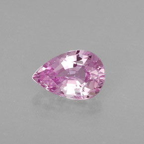 0.54カラットの天然ピンクサファイア（6×4.1 mm・洋梨の形）