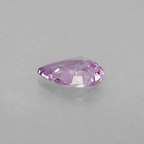 0.39カラットの天然ライトバイオレットサファイア（5.8×4.1 mm・洋梨の形）