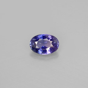 0.59カラットの天然ブルーバイオレットサファイア（5.8×4.1 mm・オーバルカット）