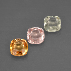 カラットの天然マルチカラーサファイア（4.2×4.1 mm・クッションカット）