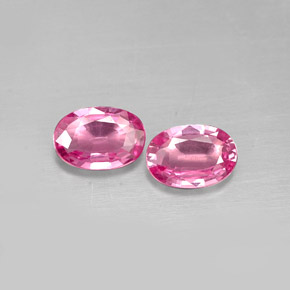 カラットの天然ピンクサファイア（5.9×4.1 mm・オーバルカット）