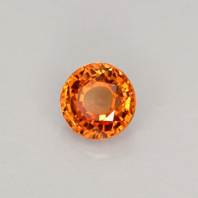 0.59カラットの天然マンダリンオレンジサファイア（4.69 mm・ラウンドカット）