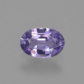 0.51カラットの天然バイオレットサファイア（6×4 mm・オーバルカット）