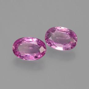 カラットの天然ピンクサファイア（6×4.1 mm・オーバルカット）