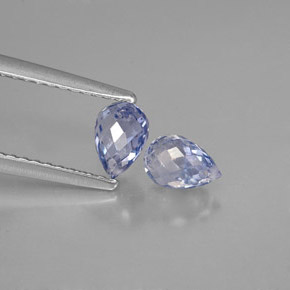 カラットの天然バイオレットブルーサファイア（5.5×3.9 mm・ブリオレット）