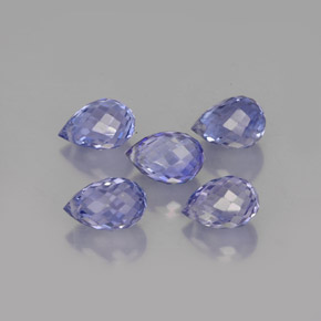 カラットの天然ライトバイオレットサファイア（5.9×3.9 mm・ブリオレット）