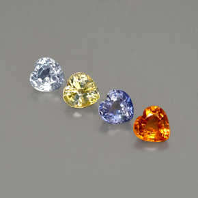 カラットの天然マルチカラーサファイア（3.8×3.8 mm・ハート型）