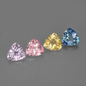 カラットの天然マルチカラーサファイア（5×4.9 mm・トリリアント）