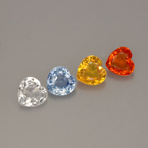 カラットの天然マルチカラーサファイア（4×3.9 mm・ハート型）