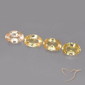 2.12カラットの天然マルチカラーサファイア（5.9×4 mm・オーバルカット）