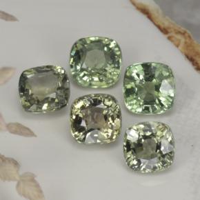 2.68カラットの天然薄いセージグリーンサファイア（4.5×4.5 mm・クッションカット）