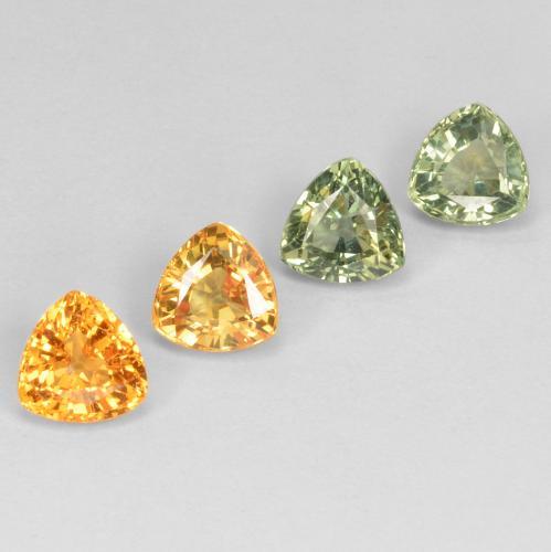 3.60カラットの天然マルチカラーサファイア（5.7×5.6 mm・トリリアント）