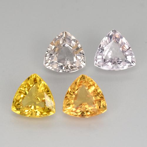 2.73カラットの天然マルチカラーサファイア（5.5×5.4 mm・トリリアント）
