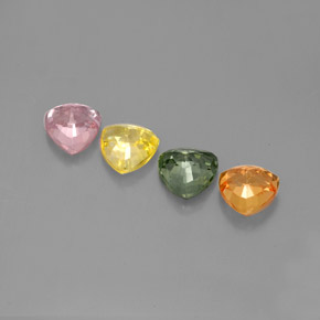 カラットの天然マルチカラーサファイア（5.2×5.2 mm・トリリアント）