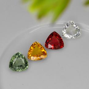 2.75カラットの天然マルチカラーサファイア（5.5×5.4 mm・トリリアント）