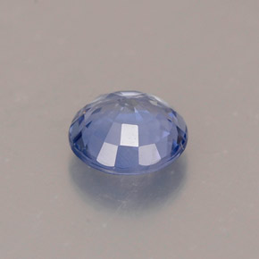 0.83カラットの天然ブルーサファイア（5.62 mm・ラウンドカット）