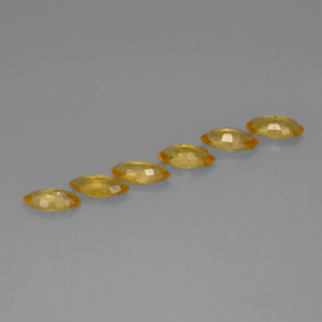 カラットの天然ゴールデンイエローサファイア（6.2×3.1 mm・マーキス）