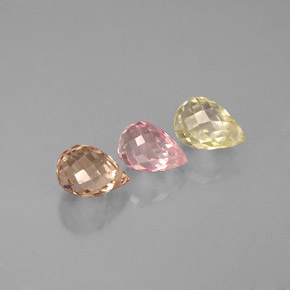カラットの天然マルチカラーサファイア（5.1×3.7 mm・ブリオレット）