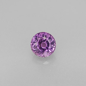 0.44カラットの天然バイオレットサファイア（4.22 mm・ラウンドカット）