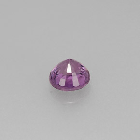 0.44カラットの天然バイオレットサファイア（4.22 mm・ラウンドカット）