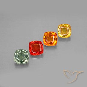 2.54カラットの天然マルチカラーサファイア（4.6×4.5 mm・クッションカット）