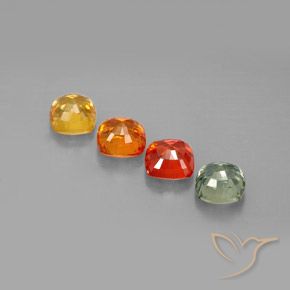 2.54カラットの天然マルチカラーサファイア（4.6×4.5 mm・クッションカット）