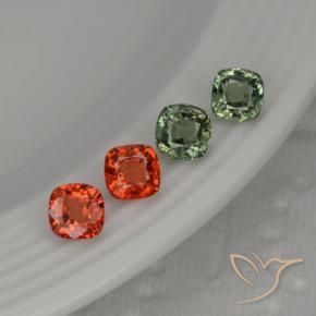 2.63カラットの天然マルチカラーサファイア（4.6×4.6 mm・クッションカット）