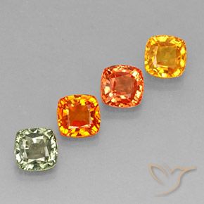 2.97カラットの天然マルチカラーサファイア（4.7×4.6 mm・クッションカット）