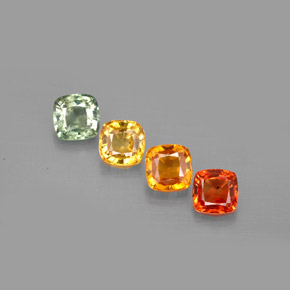 カラットの天然マルチカラーサファイア（4.9×4.8 mm・クッションカット）