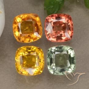 2.71カラットの天然マルチカラーサファイア（4.5×4.5 mm・クッションカット）