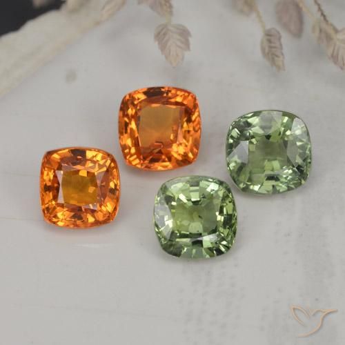 2.54カラットの天然マルチカラーサファイア（4.5×4.4 mm・クッションカット）