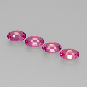 カラットの天然パープルピンクサファイア（6.1×4.1 mm・オーバルカット）