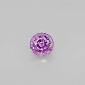 0.58カラットの天然バイオレットサファイア（4.60 mm・ラウンドカット）