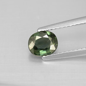 0.80カラットの天然グリーンサファイア（6×5.1 mm・オーバルカット）