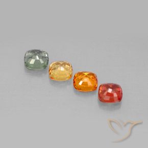2.45カラットの天然マルチカラーサファイア（4.5×4.5 mm・クッションカット）