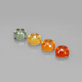 2.80カラットの天然マルチカラーサファイア（4.7×4.6 mm・クッションカット）