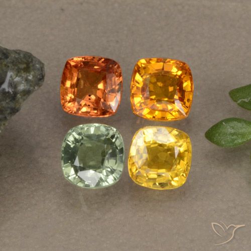1.90カラットの天然マルチカラーサファイア（4.1×4 mm・クッションカット）