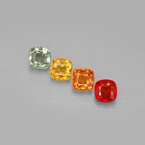カラットの天然マルチカラーサファイア（4.2×4.2 mm・クッションカット）