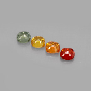 カラットの天然マルチカラーサファイア（4.2×4.2 mm・クッションカット）